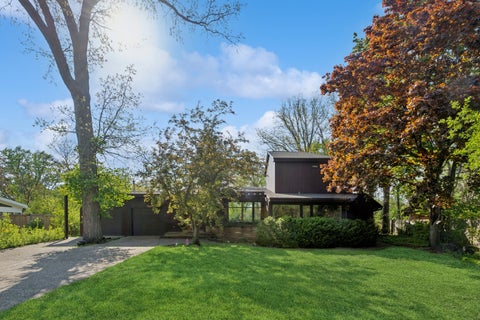 Photo of 931 Fairview Road, Highland Park, IL 60035 (MLS # 12761179)