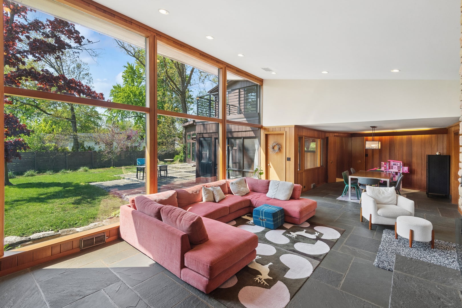 931 Fairview Road