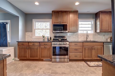 Tiny photo for 1501 1st Avenue, Sterling, IL 61081 (MLS # 12600145)