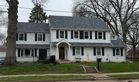 Photo of 1501 1st Avenue, Sterling, IL 61081 (MLS # 12600145)