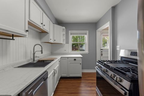 Tiny photo for 109 S Hudson Street, Westmont, IL 60559 (MLS # 12644753)