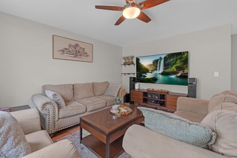 Tiny photo for 52 Sparrow Road, Carpentersville, IL 60110 (MLS # 12634716)