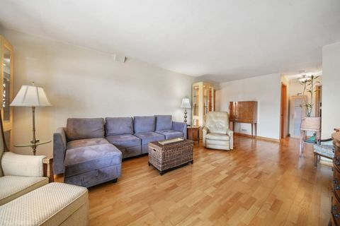 Tiny photo for 1601 N 76th Court #307, Elmwood Park, IL 60707 (MLS # 12398156)