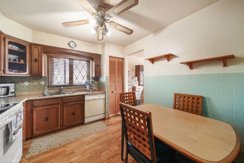 Tiny photo for 1601 N 76th Court #307, Elmwood Park, IL 60707 (MLS # 12398156)