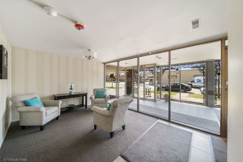 Tiny photo for 1601 N 76th Court #307, Elmwood Park, IL 60707 (MLS # 12398156)