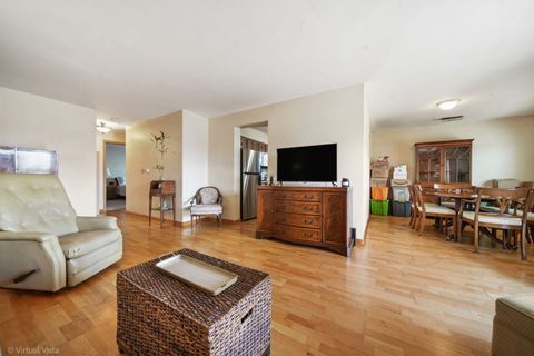 Tiny photo for 1601 N 76th Court #307, Elmwood Park, IL 60707 (MLS # 12398156)