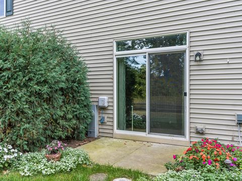 Tiny photo for 1676 Carlstedt Drive, Batavia, IL 60510 (MLS # 12486621)