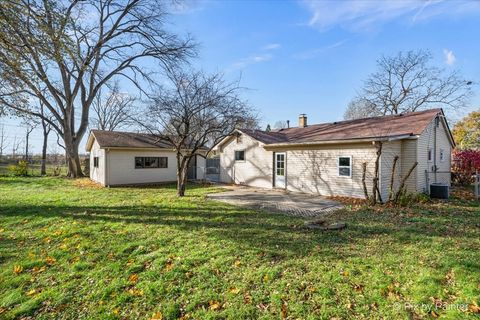 Tiny photo for 215 Sunset Terrace, Crystal Lake, IL 60014 (MLS # 12517254)