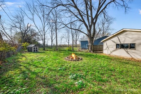 Tiny photo for 215 Sunset Terrace, Crystal Lake, IL 60014 (MLS # 12517254)