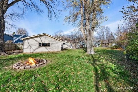 Tiny photo for 215 Sunset Terrace, Crystal Lake, IL 60014 (MLS # 12517254)