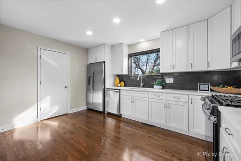 Tiny photo for 215 Sunset Terrace, Crystal Lake, IL 60014 (MLS # 12517254)