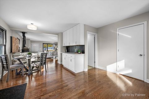 Tiny photo for 215 Sunset Terrace, Crystal Lake, IL 60014 (MLS # 12517254)