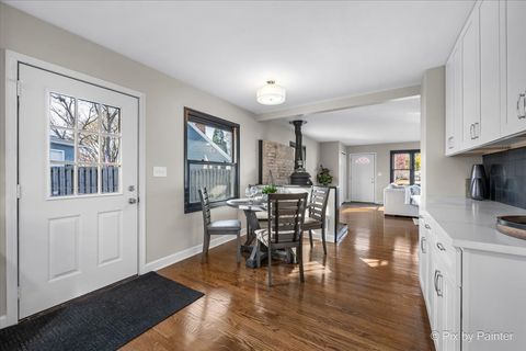 Tiny photo for 215 Sunset Terrace, Crystal Lake, IL 60014 (MLS # 12517254)