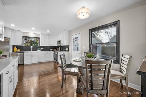 Tiny photo for 215 Sunset Terrace, Crystal Lake, IL 60014 (MLS # 12517254)