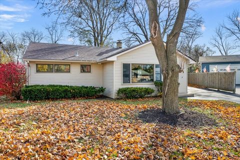Tiny photo for 215 Sunset Terrace, Crystal Lake, IL 60014 (MLS # 12517254)