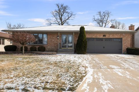 Photo of 4074 4th street B, East Moline, IL 61244 (MLS # 12556953)