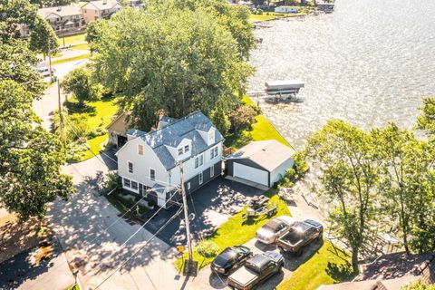 Tiny photo for 163 Eagle Point Road, Fox Lake, IL 60020 (MLS # 12676361)