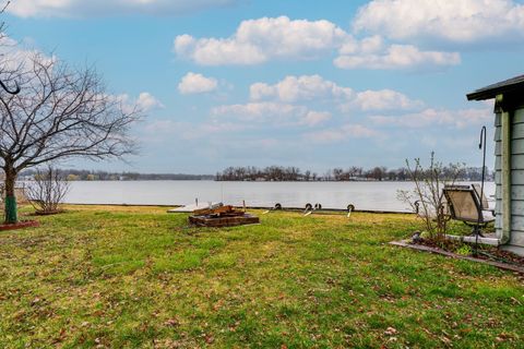 Tiny photo for 163 Eagle Point Road, Fox Lake, IL 60020 (MLS # 12676361)