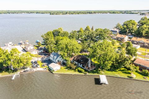 Tiny photo for 163 Eagle Point Road, Fox Lake, IL 60020 (MLS # 12676361)