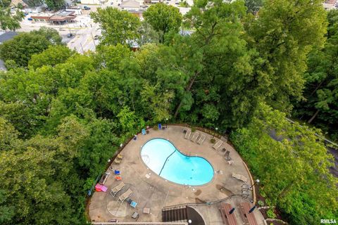 Tiny photo for 1800 7TH Street #8C, East Moline, IL 61244 (MLS # QC4266404)