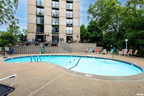 Tiny photo for 1800 7TH Street #8C, East Moline, IL 61244 (MLS # QC4266404)