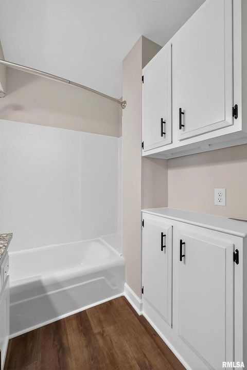 Tiny photo for 1800 7TH Street #8C, East Moline, IL 61244 (MLS # QC4266404)