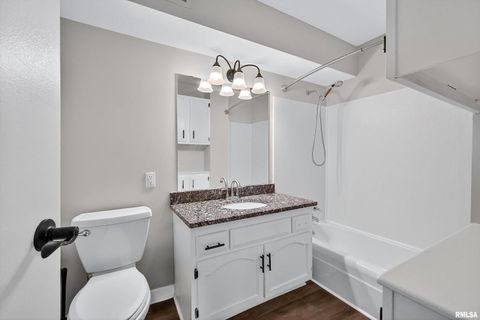 Tiny photo for 1800 7TH Street #8C, East Moline, IL 61244 (MLS # QC4266404)