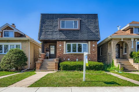 Photo of 3124 N 76th Avenue, Elmwood Park, IL 60707 (MLS # 12524023)