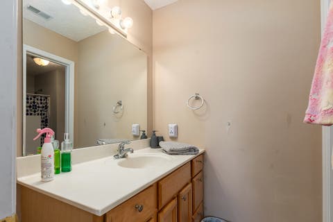 Tiny photo for 205 Fairway Drive, Harrisburg, IL 62946 (MLS # 12649276)