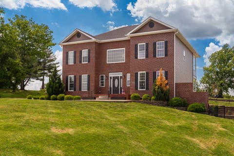 Tiny photo for 205 Fairway Drive, Harrisburg, IL 62946 (MLS # 12649276)