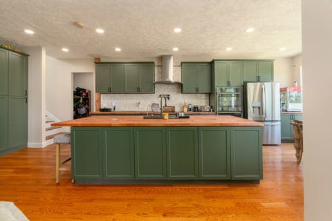 Tiny photo for 205 Fairway Drive, Harrisburg, IL 62946 (MLS # 12649276)