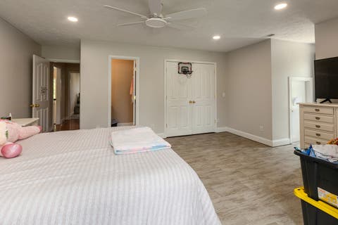 Tiny photo for 205 Fairway Drive, Harrisburg, IL 62946 (MLS # 12649276)