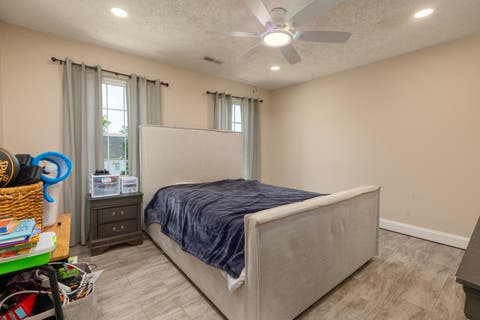 Tiny photo for 205 Fairway Drive, Harrisburg, IL 62946 (MLS # 12649276)
