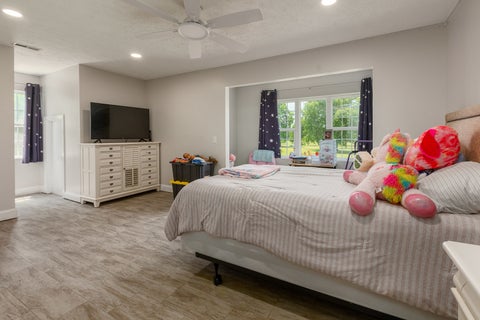 Tiny photo for 205 Fairway Drive, Harrisburg, IL 62946 (MLS # 12649276)