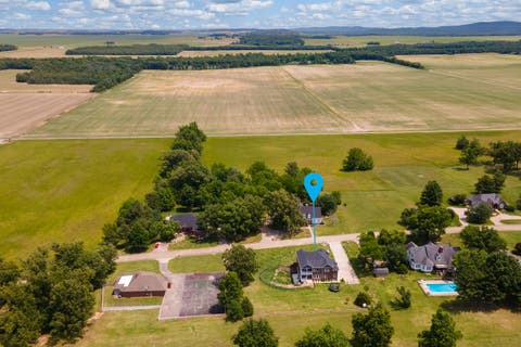 Tiny photo for 205 Fairway Drive, Harrisburg, IL 62946 (MLS # 12649276)
