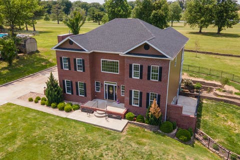 Tiny photo for 205 Fairway Drive, Harrisburg, IL 62946 (MLS # 12649276)