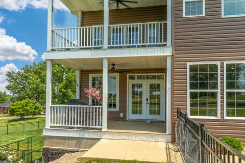 Tiny photo for 205 Fairway Drive, Harrisburg, IL 62946 (MLS # 12649276)
