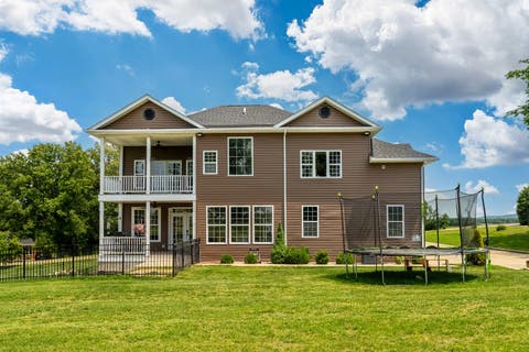 Tiny photo for 205 Fairway Drive, Harrisburg, IL 62946 (MLS # 12649276)