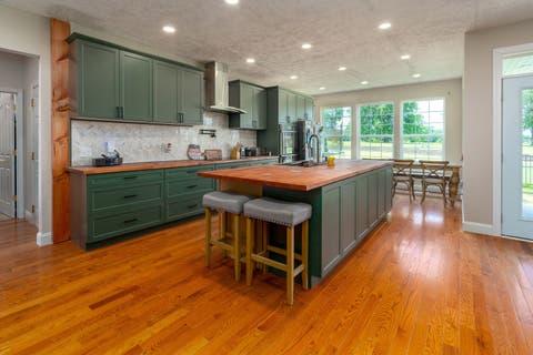 Tiny photo for 205 Fairway Drive, Harrisburg, IL 62946 (MLS # 12649276)