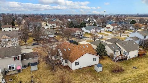 Tiny photo for 678 S Elizabeth Street, Maple Park, IL 60151 (MLS # 12595587)