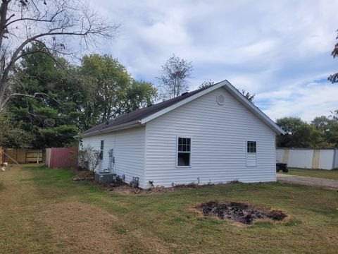 Tiny photo for 10270 N Reynolds Lane, Mt Vernon, IL 62864 (MLS # 12627134)