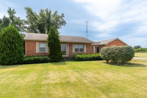 Photo of 325 Butler Road, Harrisburg, IL 62946 (MLS # 12755500)