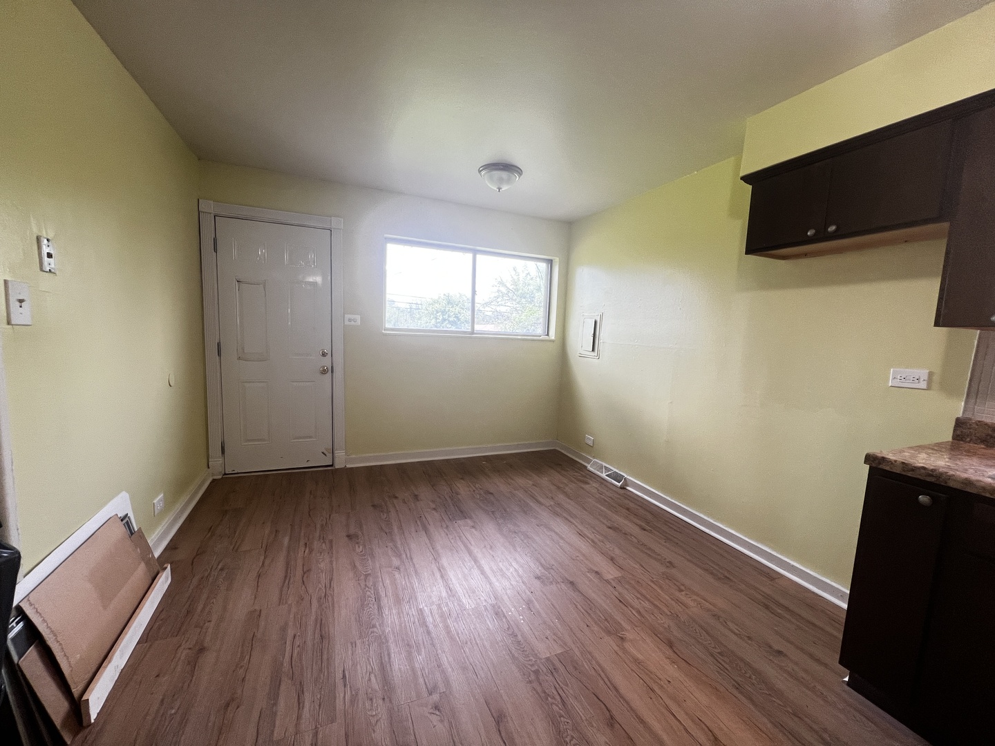 433 W HICKORY Street Unit 1, Chicago Heights, IL 60411 — MLS #12123580 — photo 7 of 16