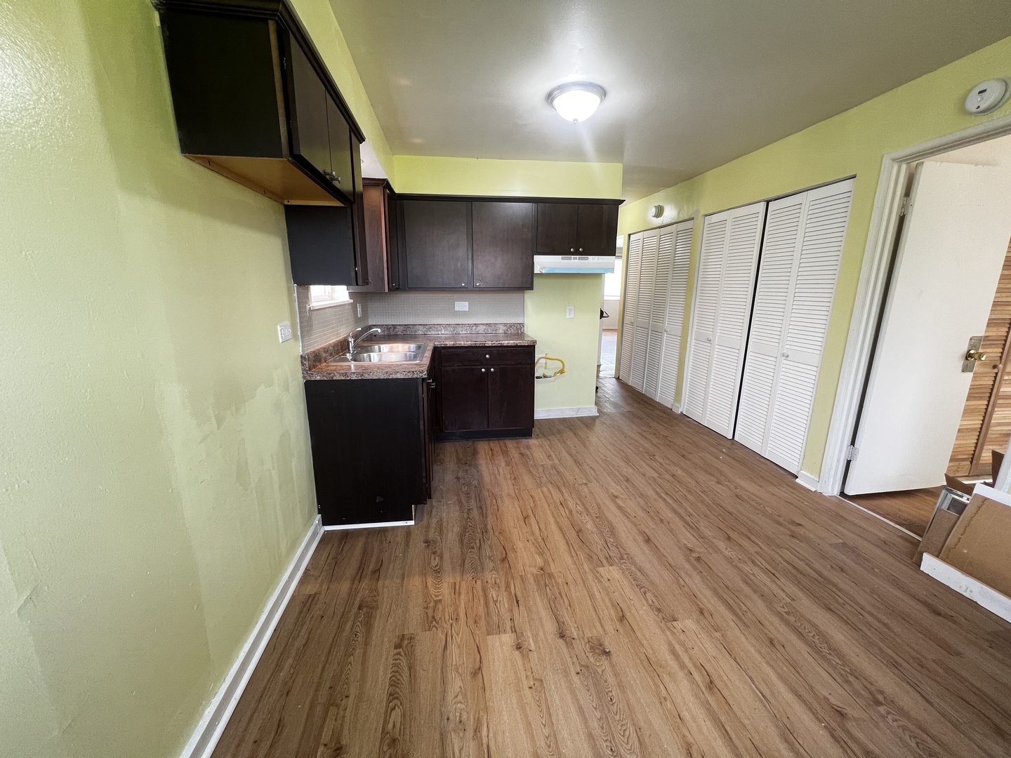 433 W HICKORY Street Unit 1, Chicago Heights, IL 60411 — MLS #12123580 — photo 6 of 16