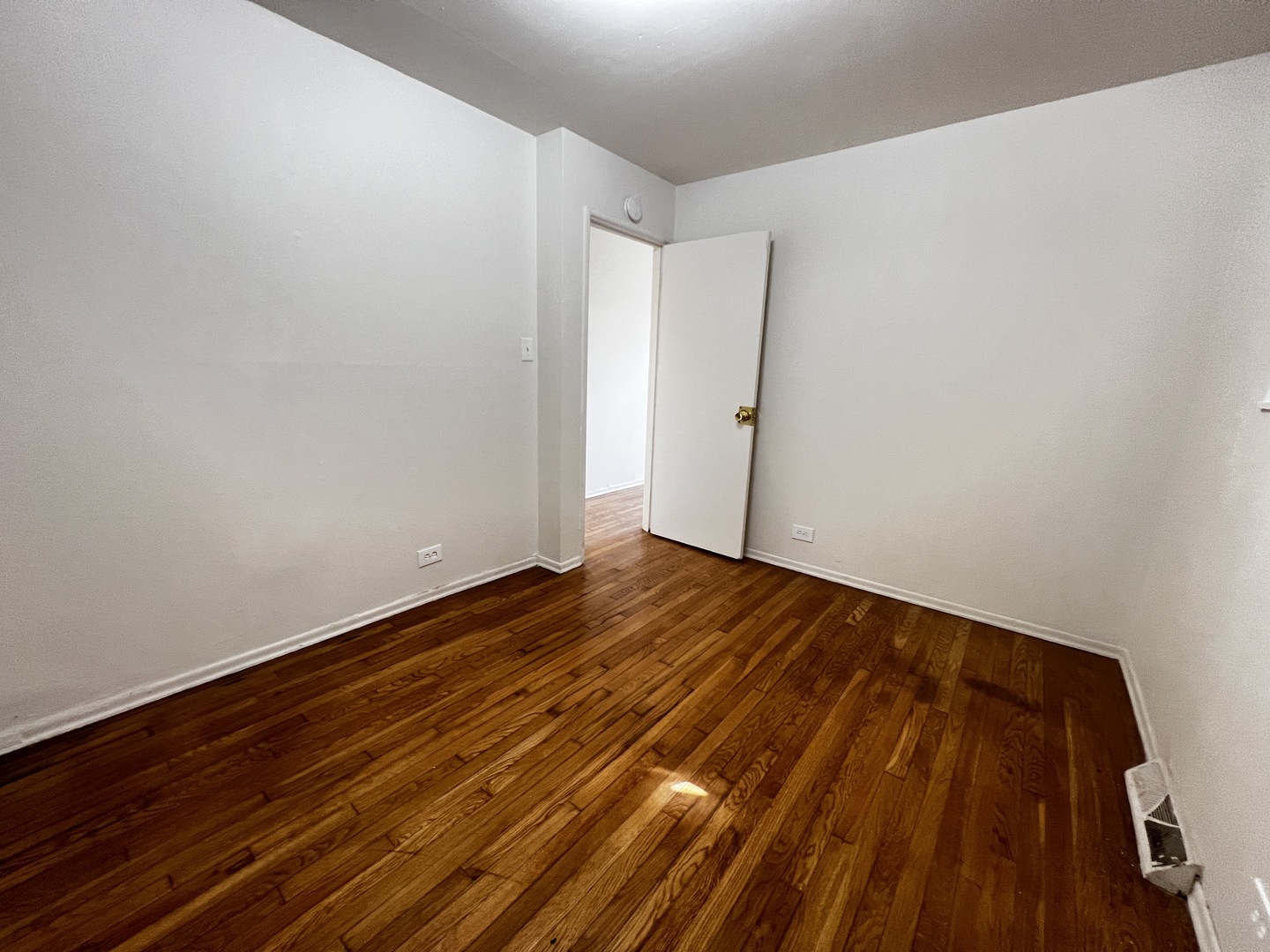 433 W HICKORY Street Unit 1, Chicago Heights, IL 60411 — MLS #12123580 — photo 11 of 16