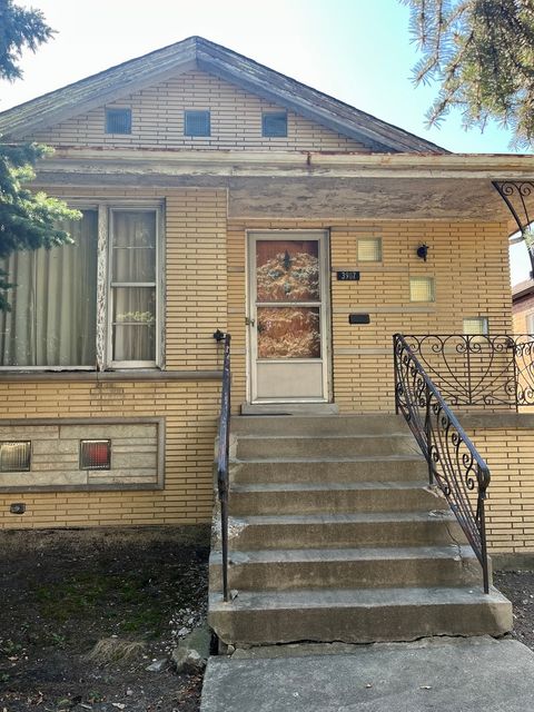 Photo of 3907 W Marquette Road, Chicago, IL 60629 (MLS # 12484442)
