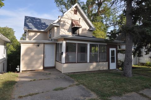 Photo of 1803 Belle Avenue, Davenport, IA 52803 (MLS # 12606929)