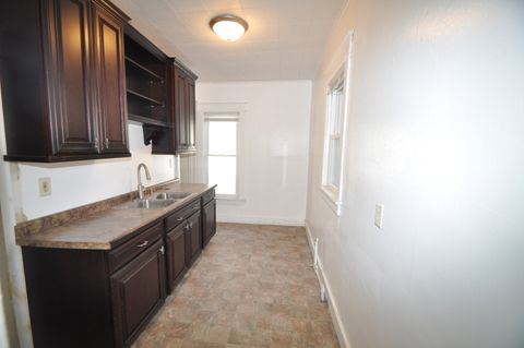 Tiny photo for 1803 Belle Avenue, Davenport, IA 52803 (MLS # 12606929)