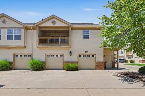 Tiny photo for 3774 Thornhill Circle #A5, Champaign, IL 61822 (MLS # 12718625)