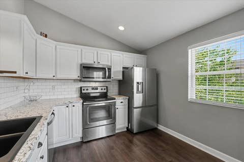 Tiny photo for 3774 Thornhill Circle #A5, Champaign, IL 61822 (MLS # 12718625)